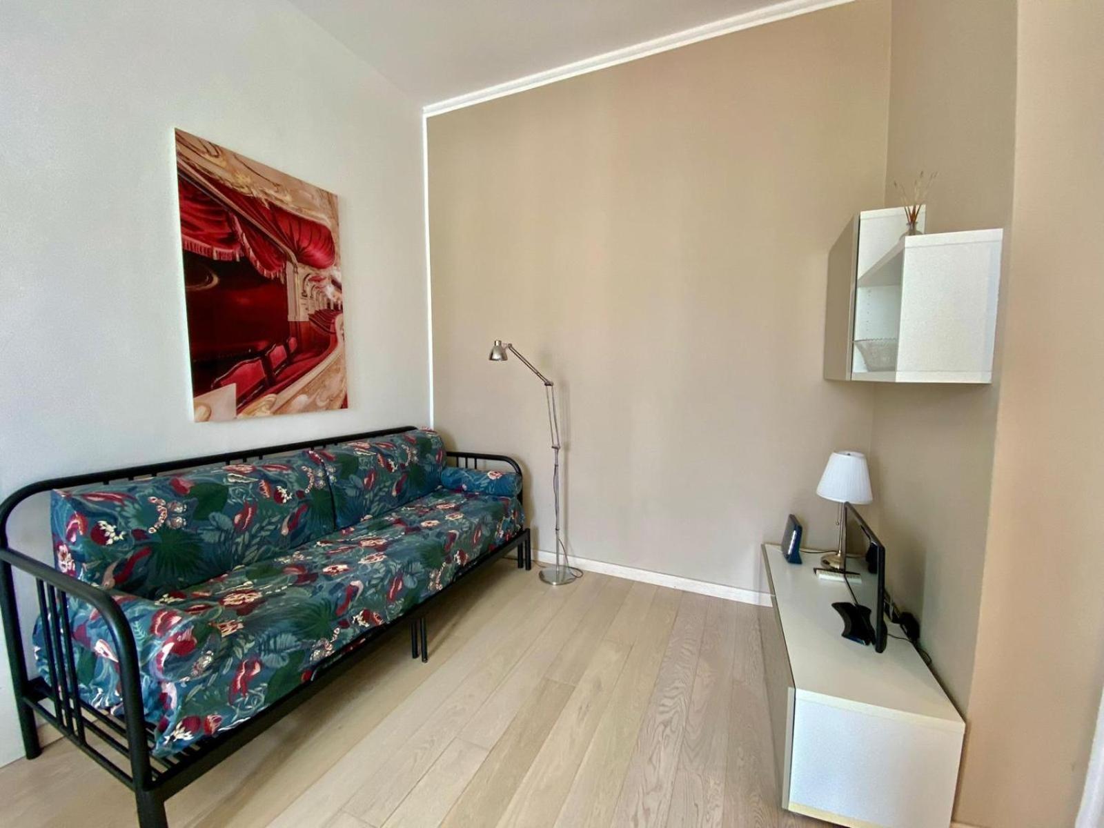 Piazzale Susa Bright Flat Con Veranda 米兰 外观 照片
